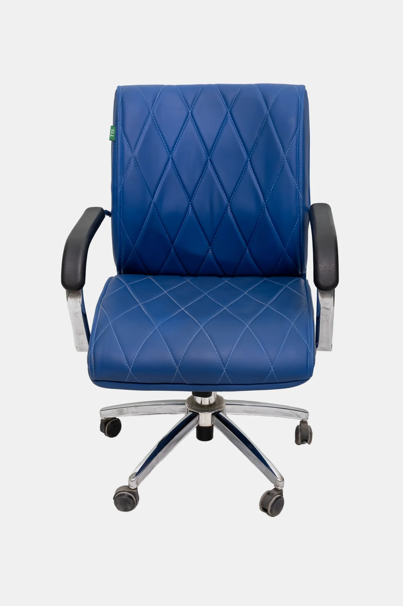 E70 مبلمان تیس
